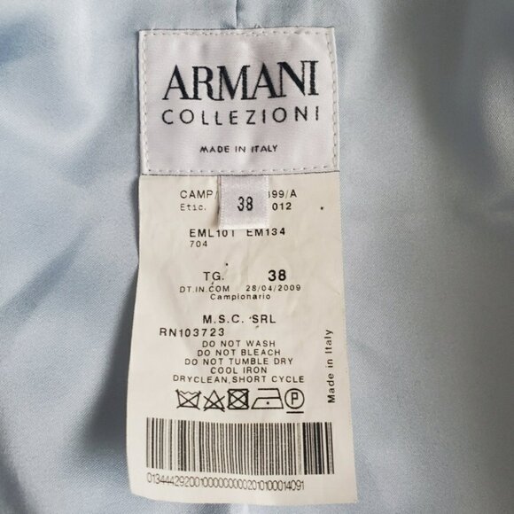 Gorgeous, elegant and feminine ARMANI COLLEZIONI Knee Length Jacket - Picture 7 of 7